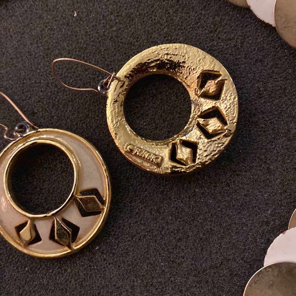 R.N.K earrings - Picture 2 of 5